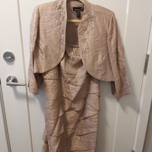 Formal Plus Size Dress - Picture 1 of 2